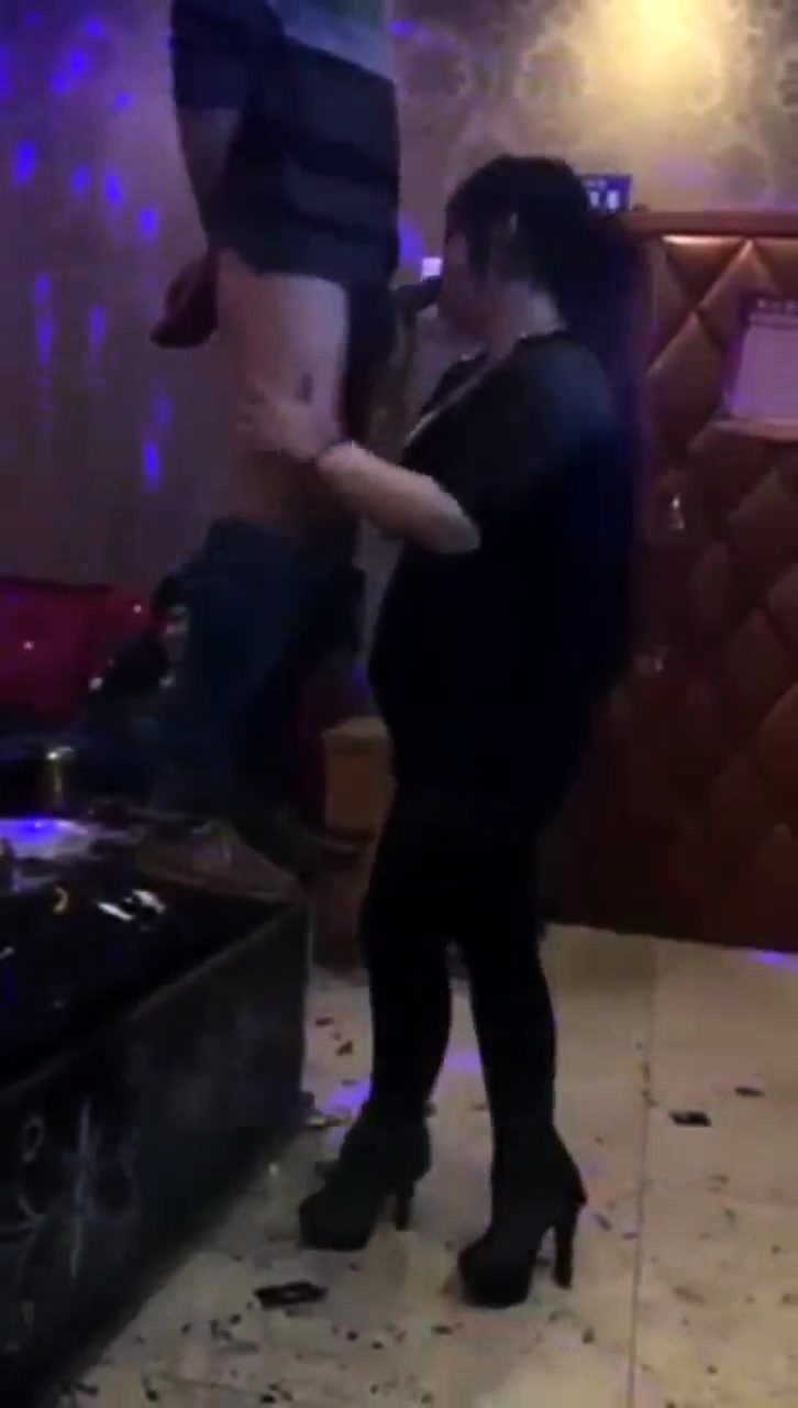 726px x 1280px - Amateur Asian Slut Reveals Her Blowjob Talents In The Club Video at Porn Lib