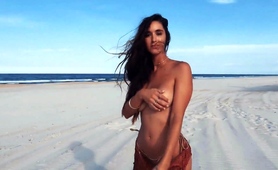 Gorgeous Young Model Flaunts Her Perfect Curves On The Beach