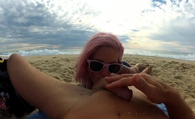Pink Haired Cutie Sucking Off Her Boyfriend At The Beach
