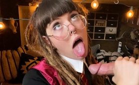 nerdy-schoolgirl-working-her-lovely-lips-on-a-big-cock